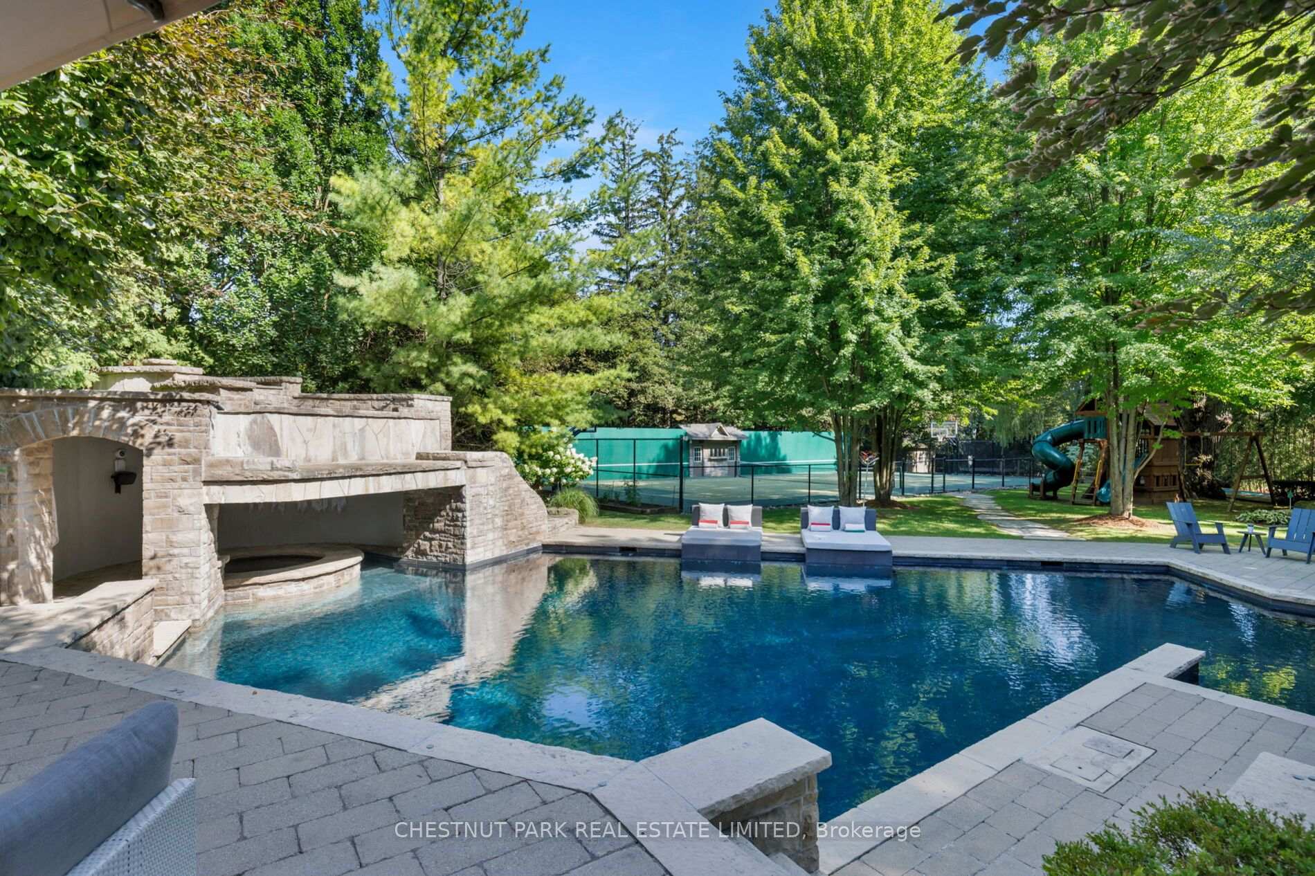 Photo 46 of 95 Bayview Ridge, North York, Bridle Path-Sunnybrook-York Mills — HOMEH