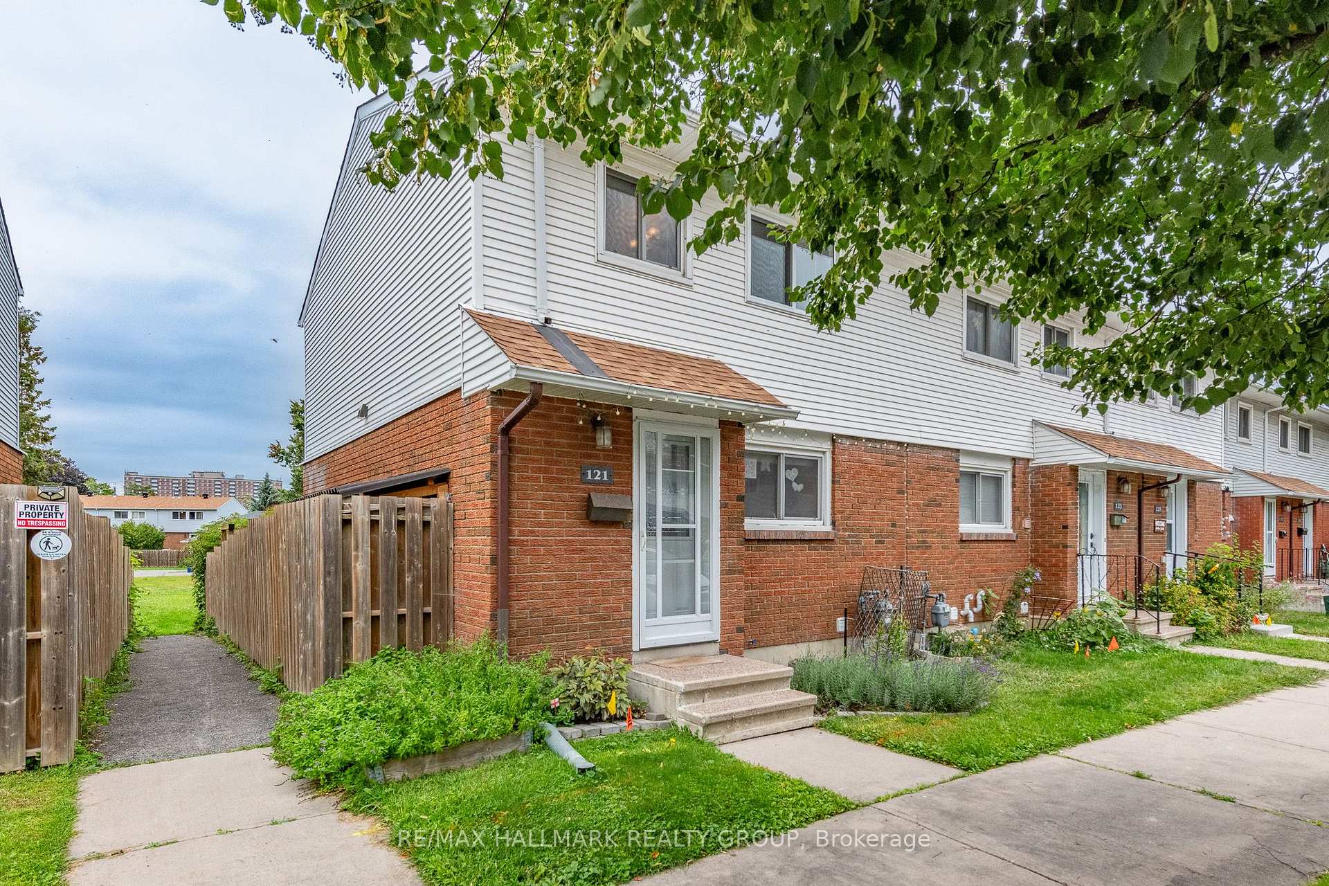 Photo 3 of Unit 121, 1045 Morrison Drive, Ottawa, Redwood Park — HOMEH