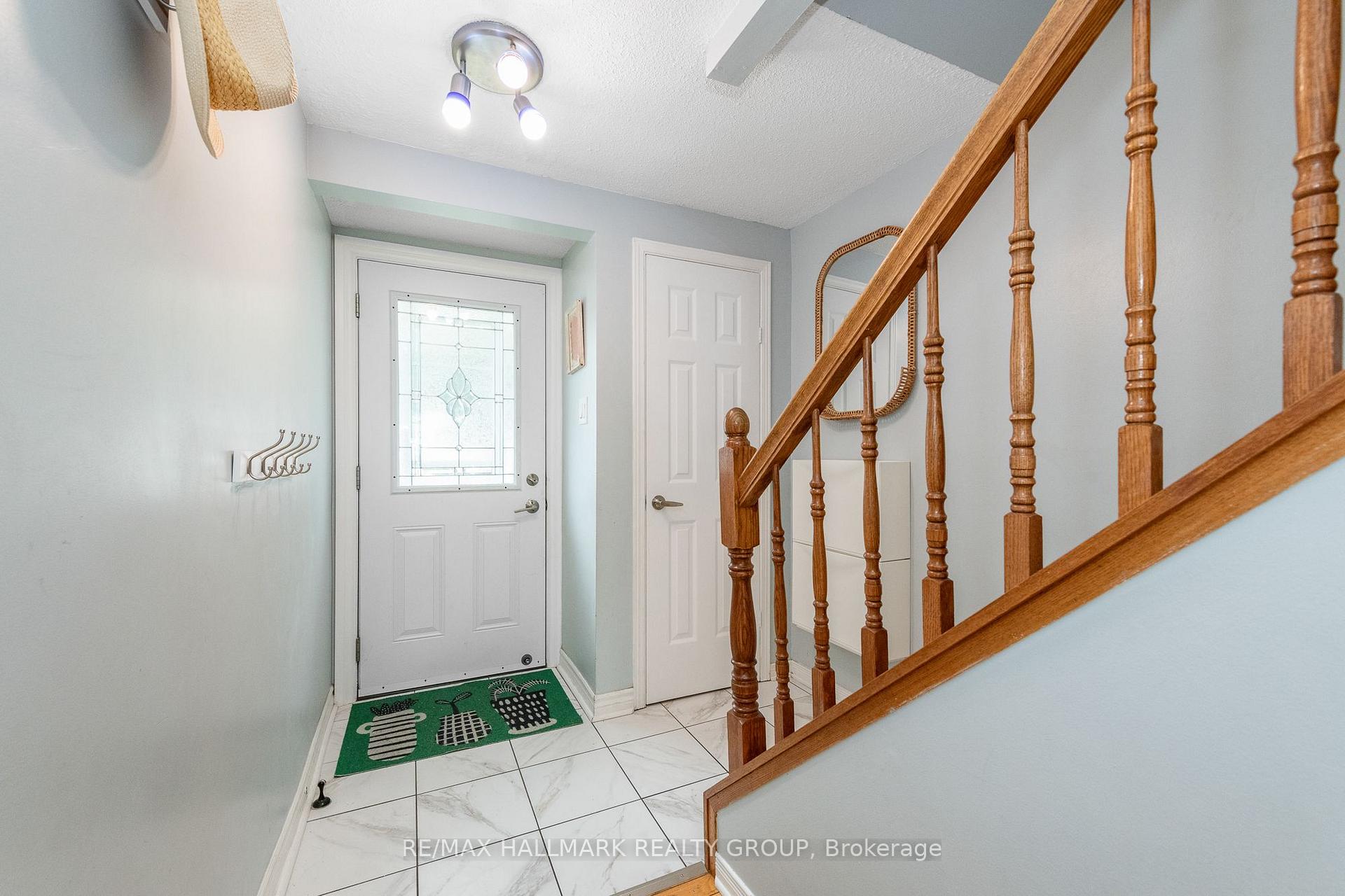 Photo 4 of Unit 121, 1045 Morrison Drive, Ottawa, Redwood Park — HOMEH