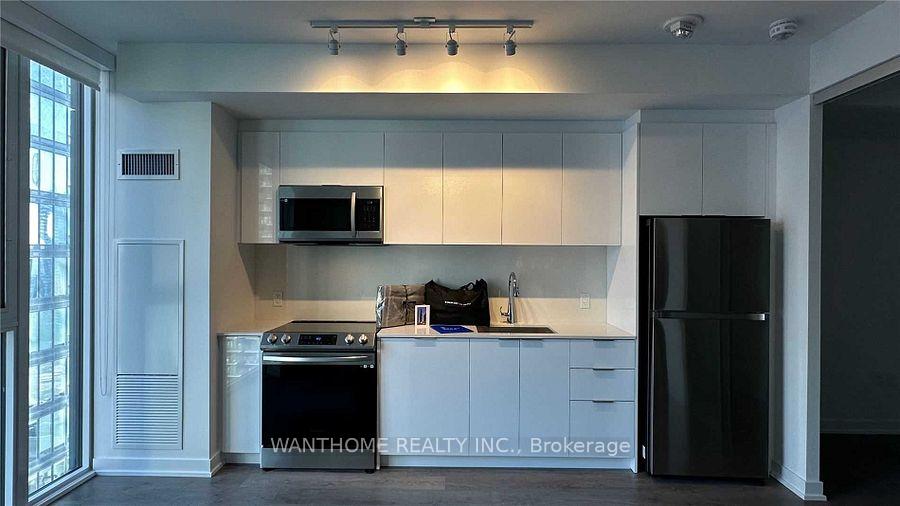 Photo 7 of Unit 2407, 357 King Street W, Toronto, Waterfront Communities — HOMEH
