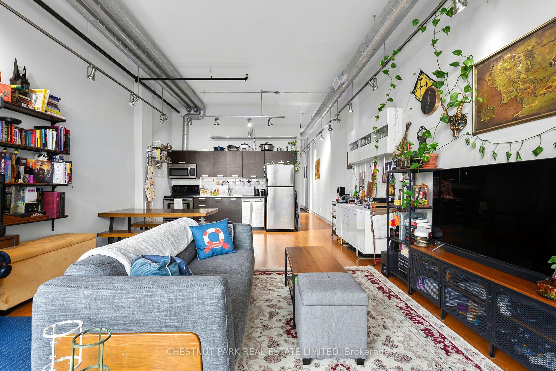 Photo 6 of Unit 401, 43 Hanna Avenue, Toronto, Niagara — HOMEH