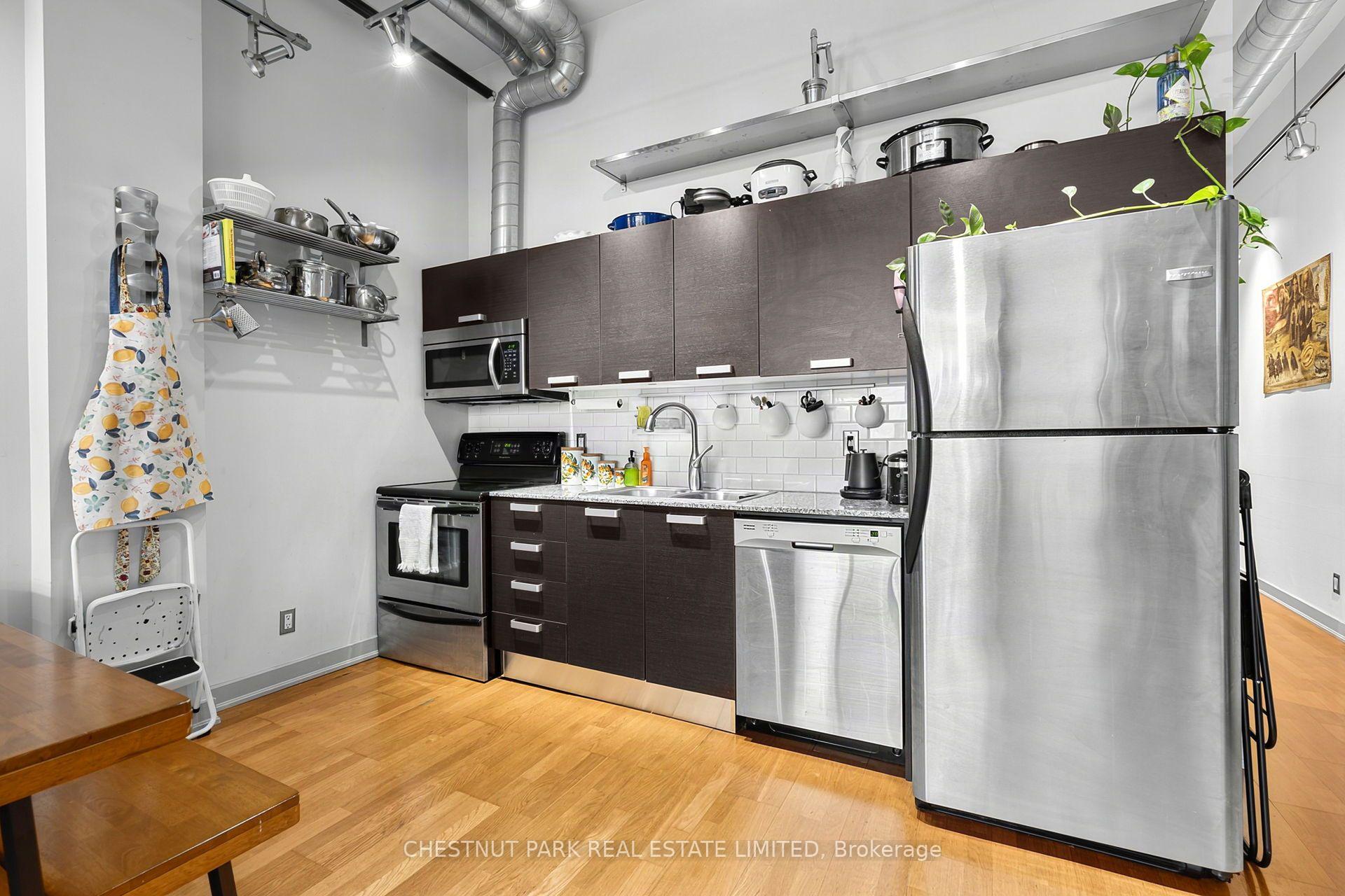 Photo 13 of Unit 401, 43 Hanna Avenue, Toronto, Niagara — HOMEH