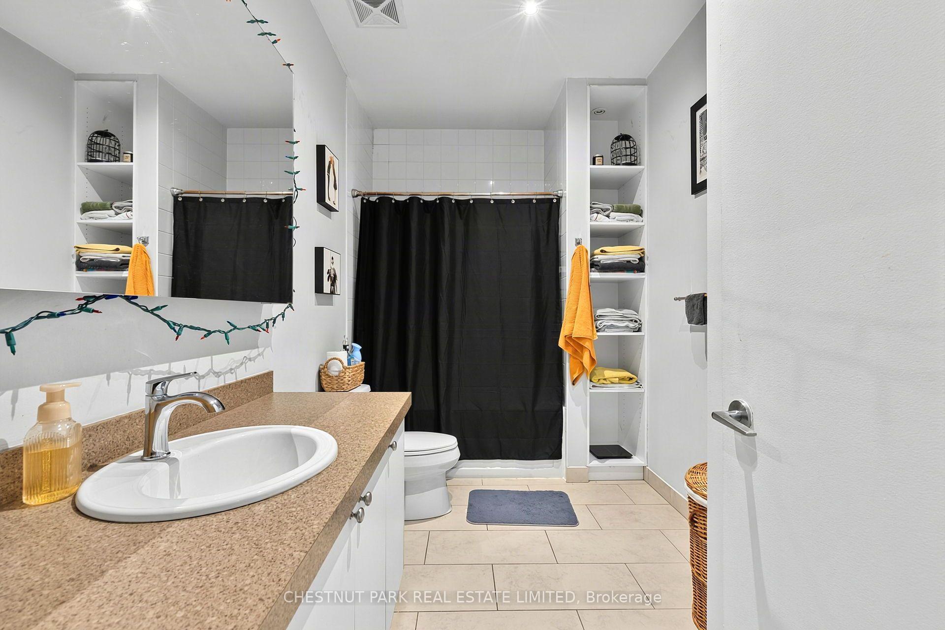 Photo 18 of Unit 401, 43 Hanna Avenue, Toronto, Niagara — HOMEH
