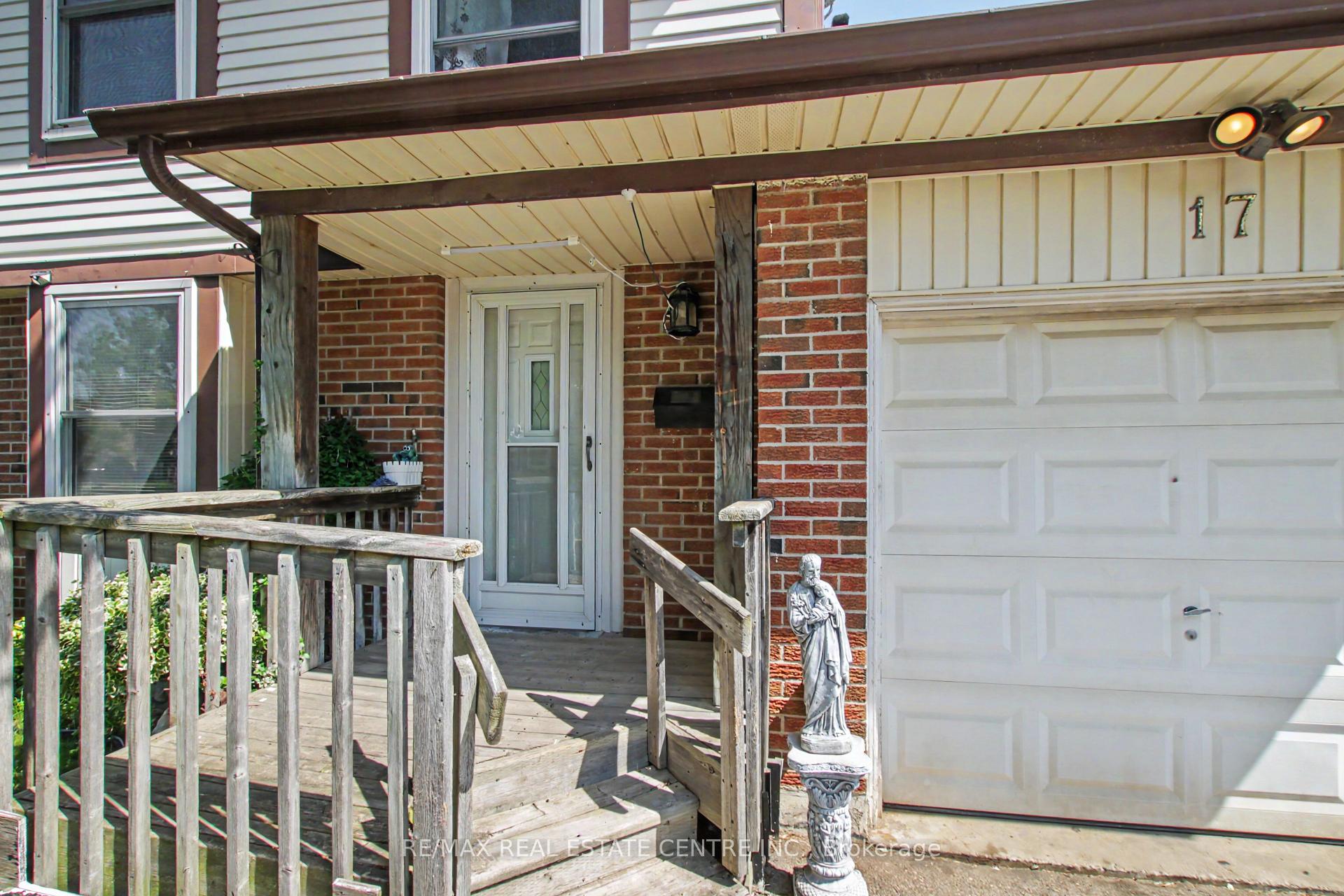 Photo 5 of 17 Hallmark Street, Brantford, Lynden Hills — HOMEH