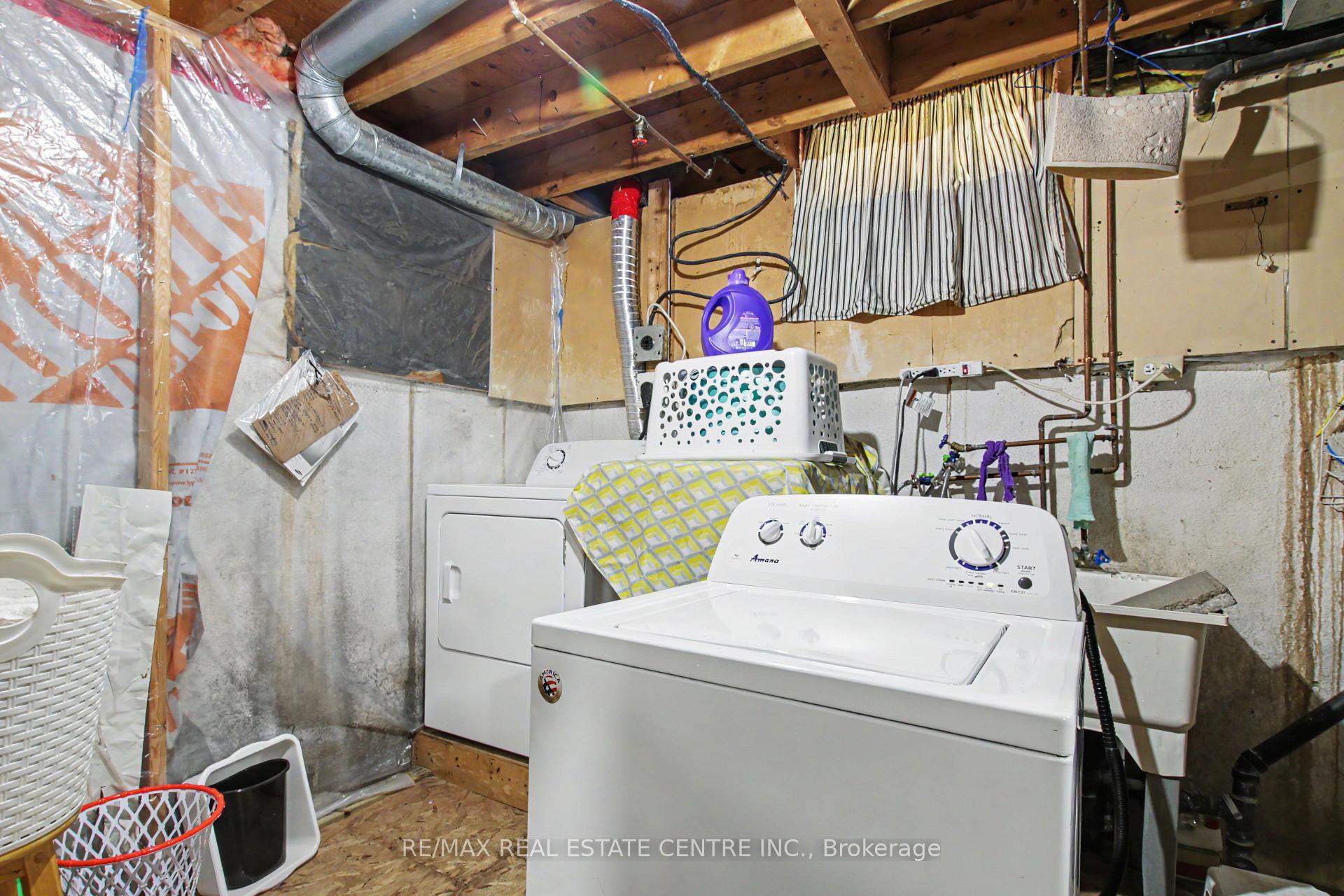 Photo 28 of 17 Hallmark Street, Brantford, Lynden Hills — HOMEH