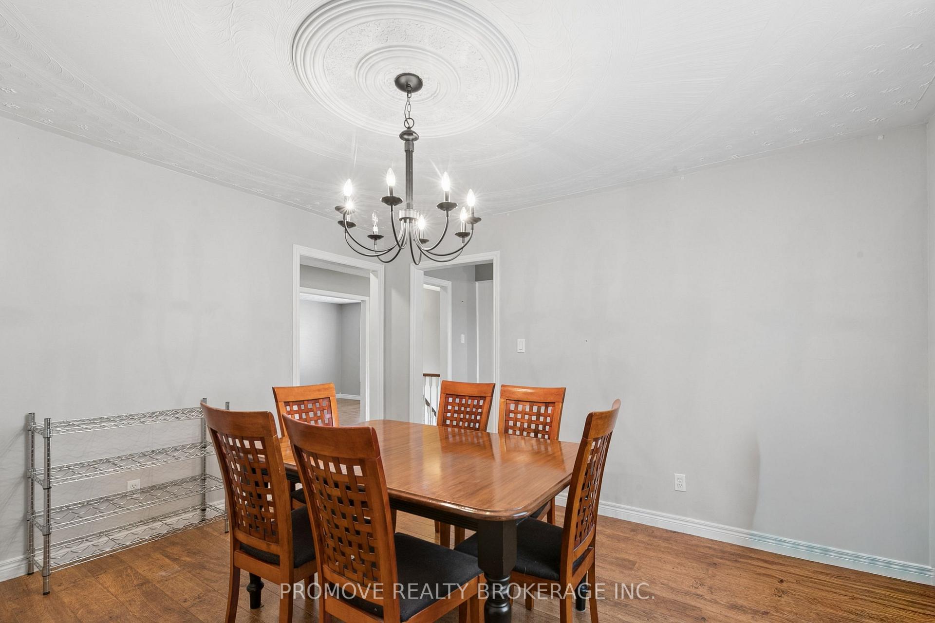 Photo 12 of 407 Imperial Road S, Guelph, Willow West/Sugarbush/West Acres — HOMEH