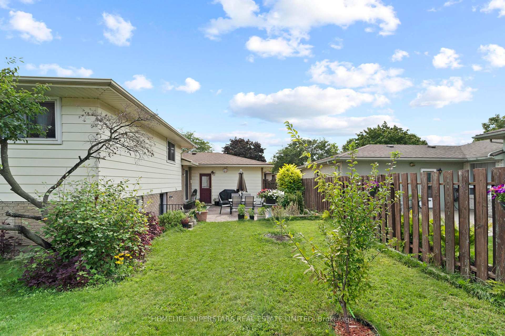 Photo 7 of 9925 Holly Crescent, Windsor — HOMEH