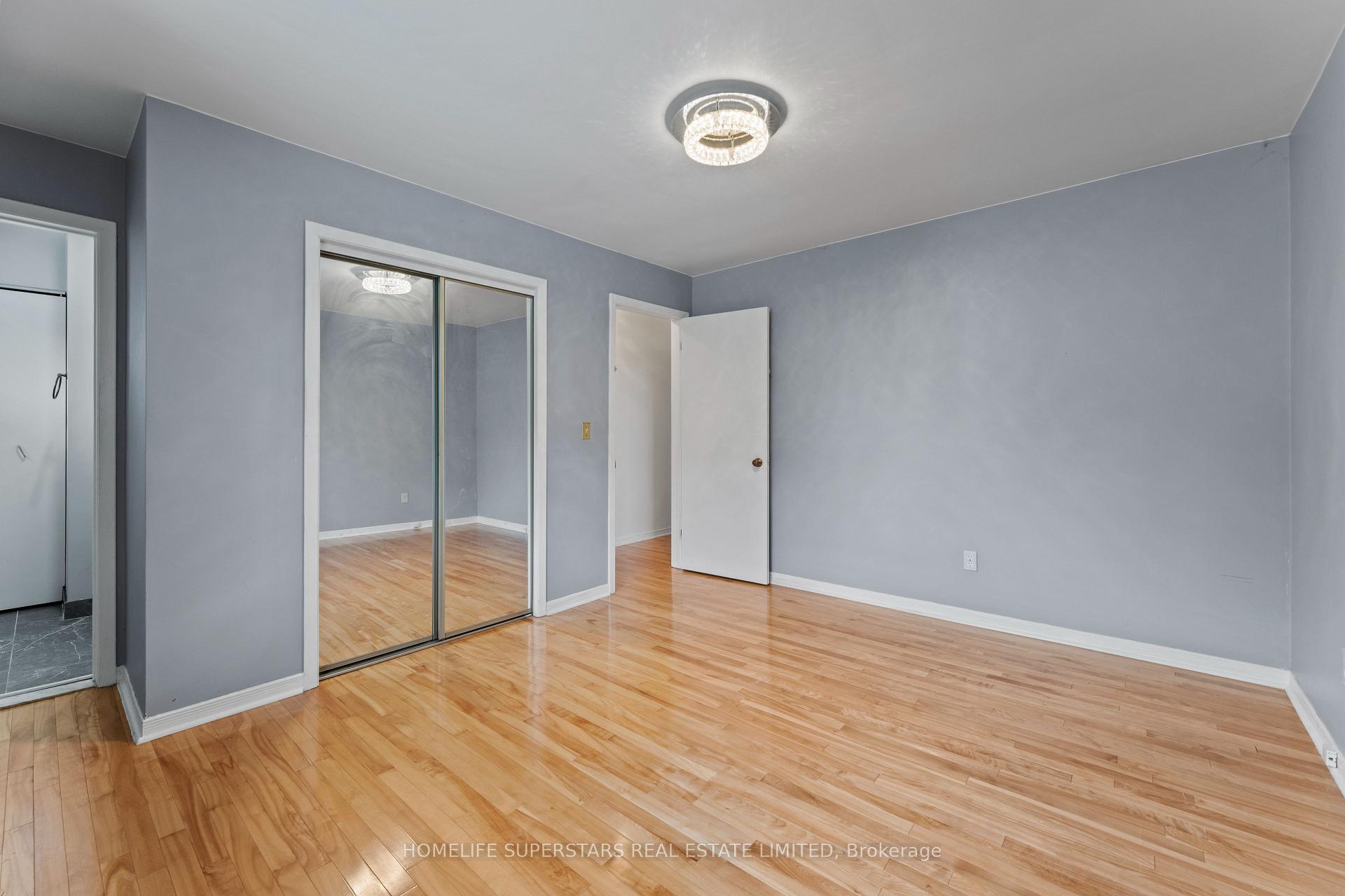 Photo 25 of 9925 Holly Crescent, Windsor — HOMEH