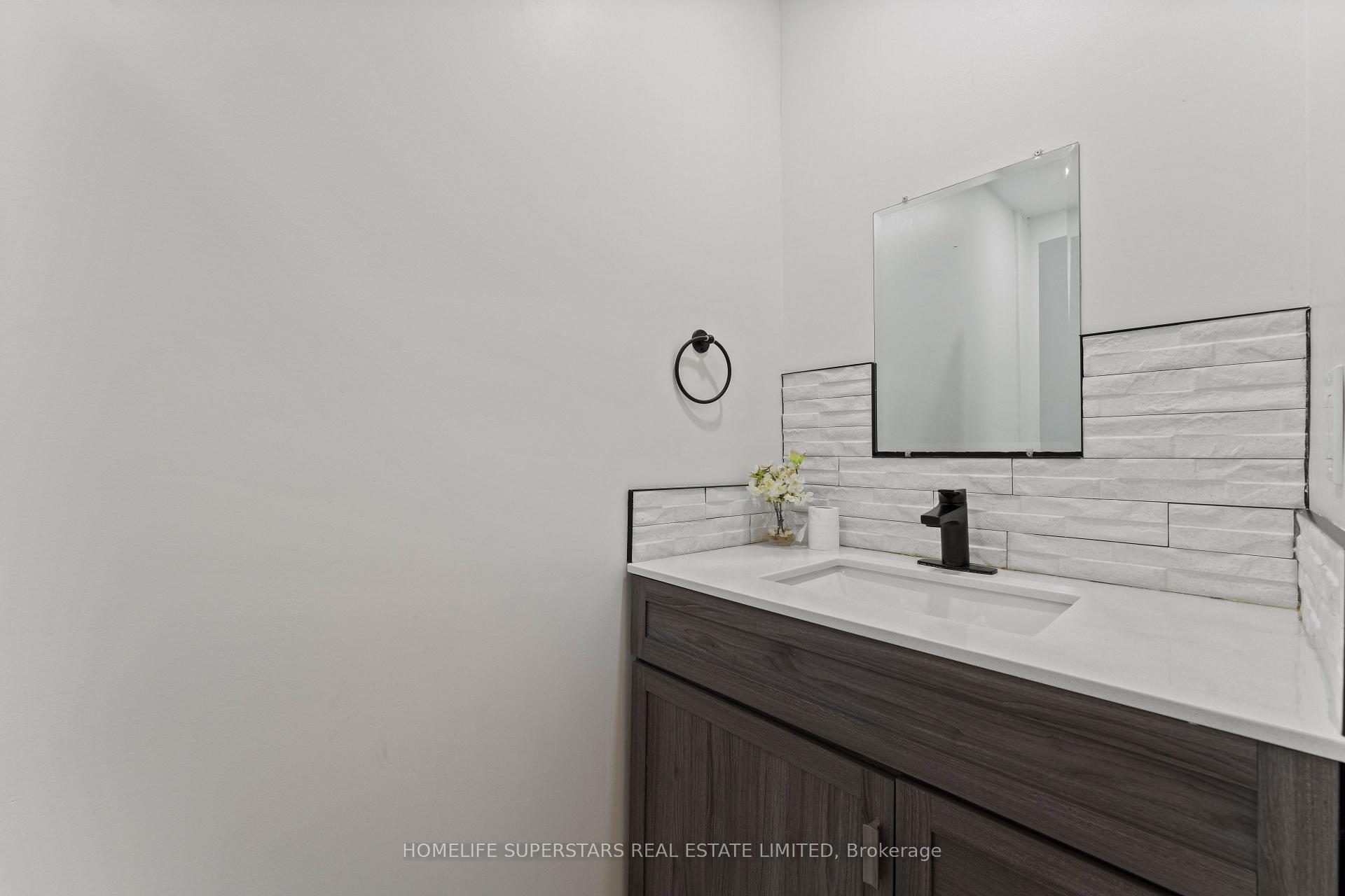 Photo 27 of 9925 Holly Crescent, Windsor — HOMEH