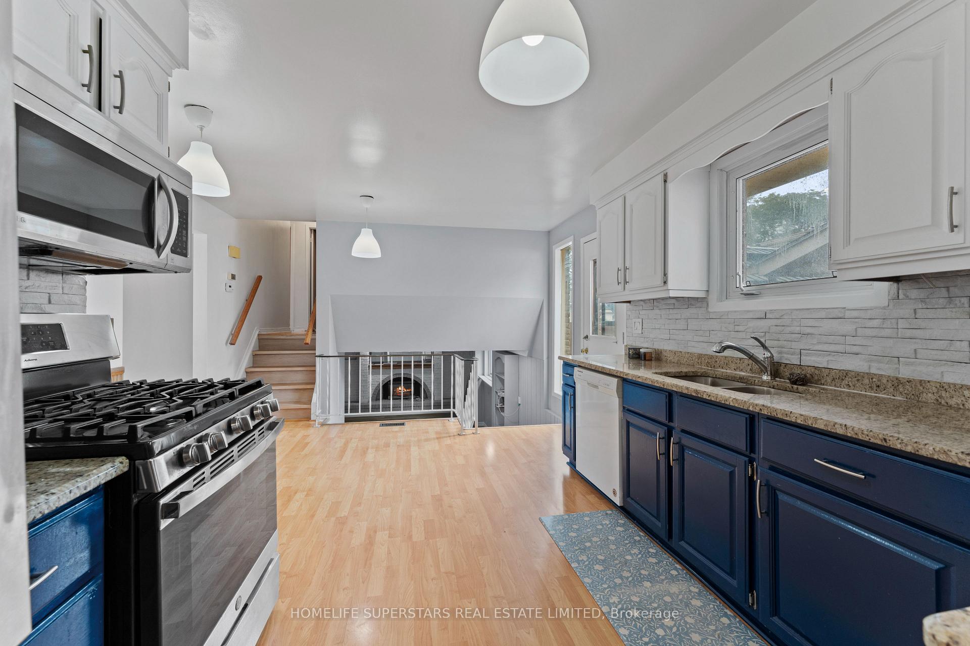 Photo 39 of 9925 Holly Crescent, Windsor — HOMEH