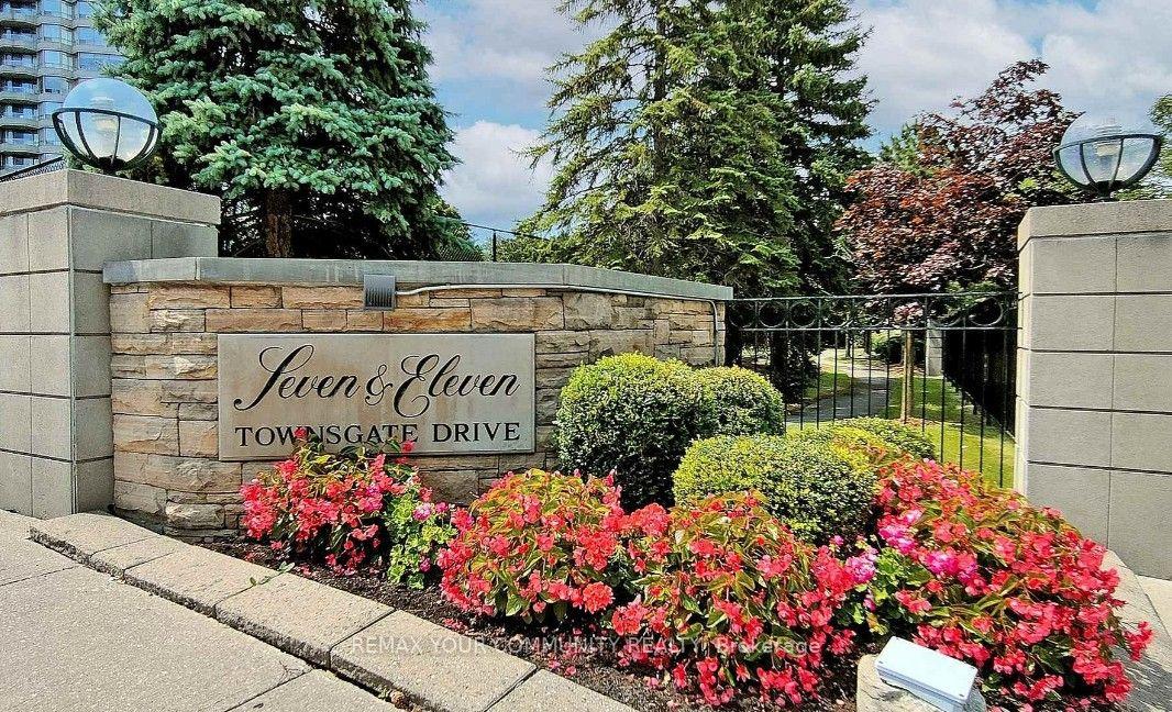 Photo 2 of Unit 310, 7 Townsgate Drive, Vaughan, Crestwood-Springfarm-Yorkhill — HOMEH