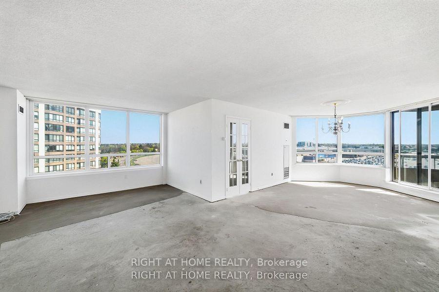 Photo 6 of Unit 803, 610 Bullock Drive, Markham, Markville — HOMEH