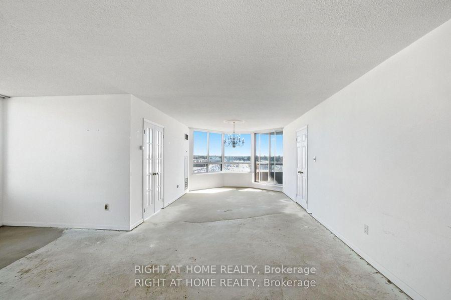 Photo 7 of Unit 803, 610 Bullock Drive, Markham, Markville — HOMEH