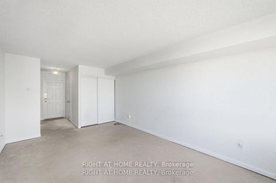 Photo 17 of Unit 803, 610 Bullock Drive, Markham, Markville — HOMEH
