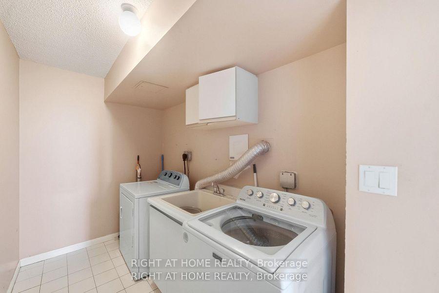 Photo 19 of Unit 803, 610 Bullock Drive, Markham, Markville — HOMEH