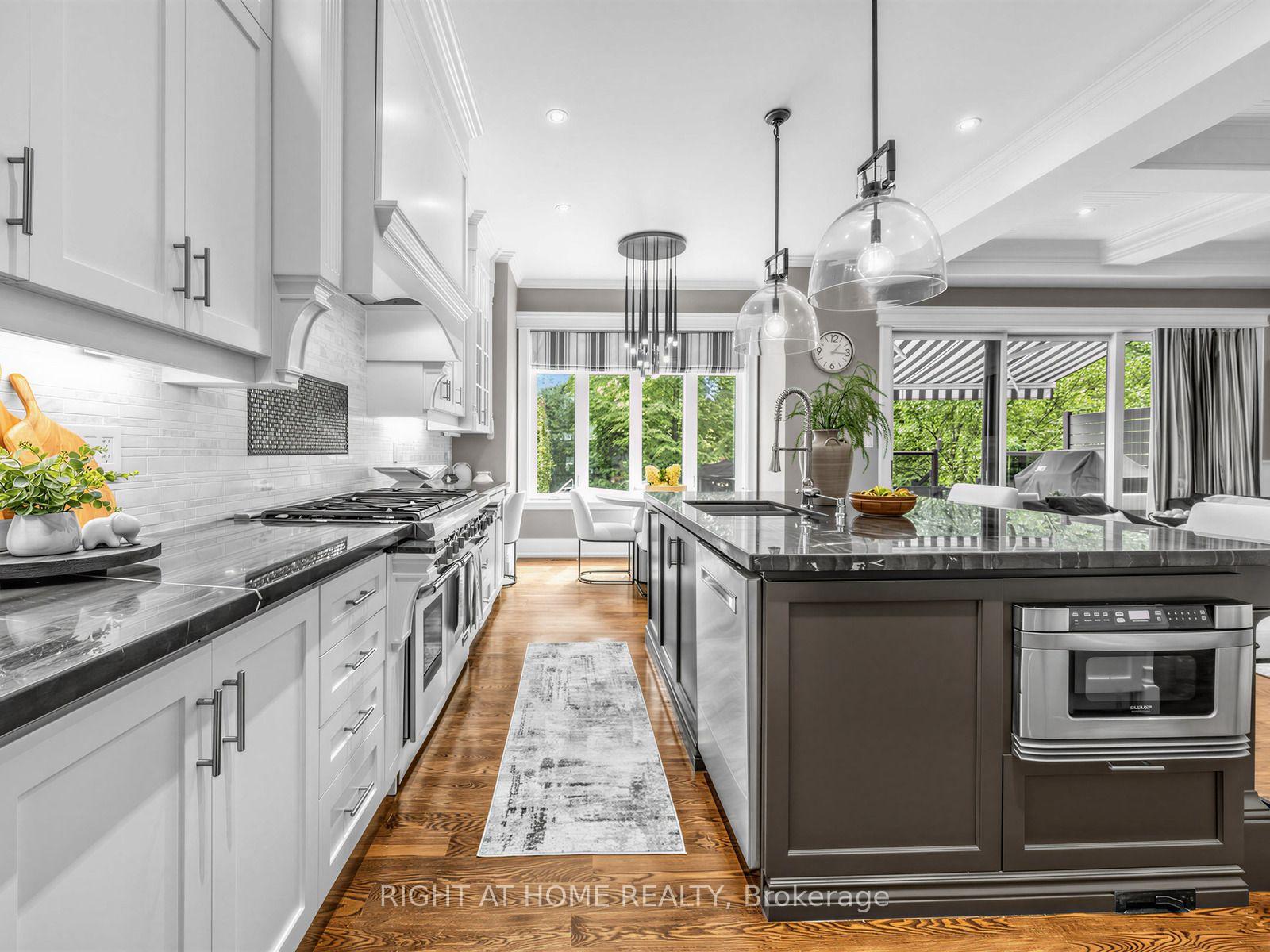 Photo 6 of 189 Stibbard Avenue, Toronto, Mount Pleasant East — HOMEH