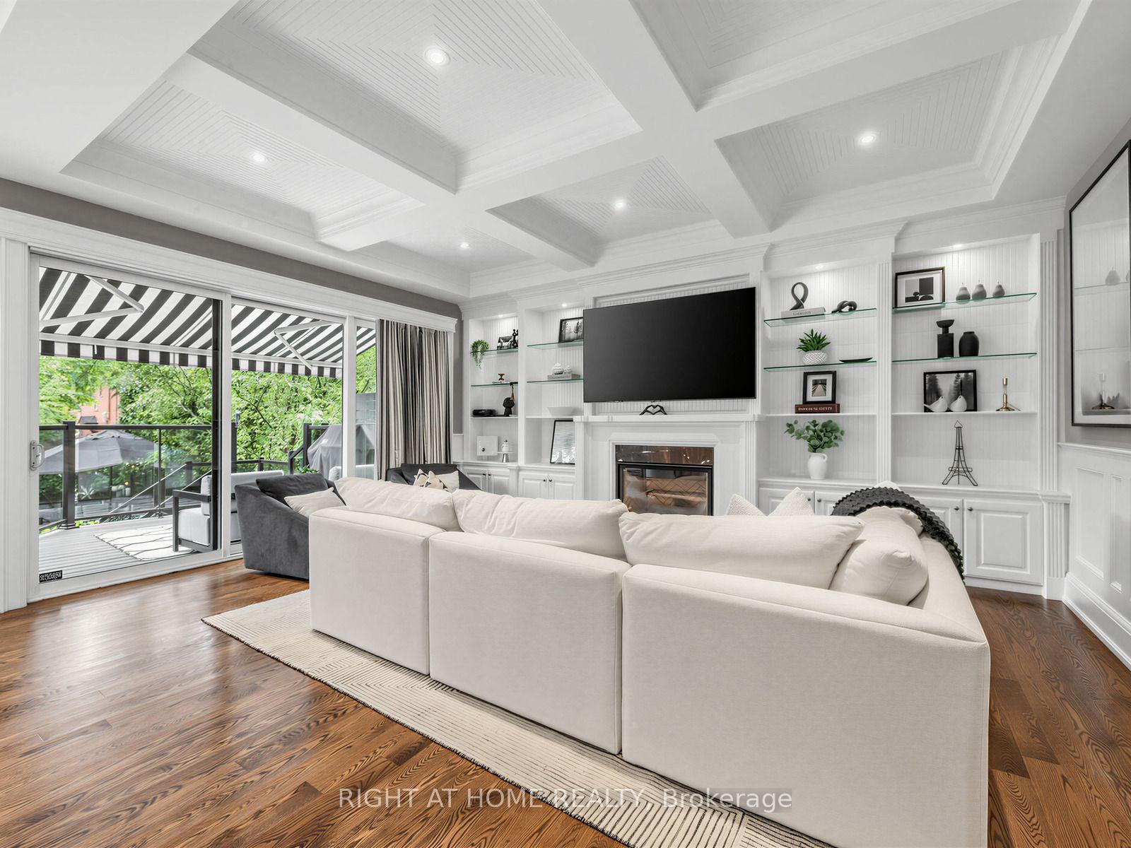 Photo 9 of 189 Stibbard Avenue, Toronto, Mount Pleasant East — HOMEH