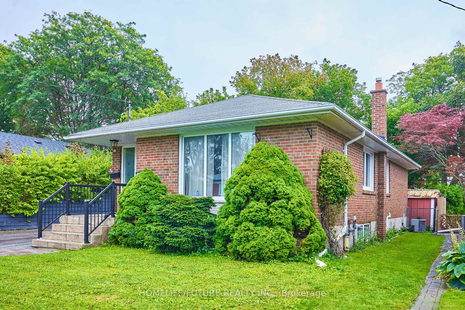 Photo 2 of 65 Blakemanor Boulevard, Scarborough, Woburn — HOMEH