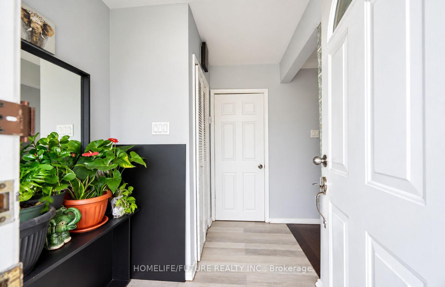 Photo 4 of 65 Blakemanor Boulevard, Scarborough, Woburn — HOMEH