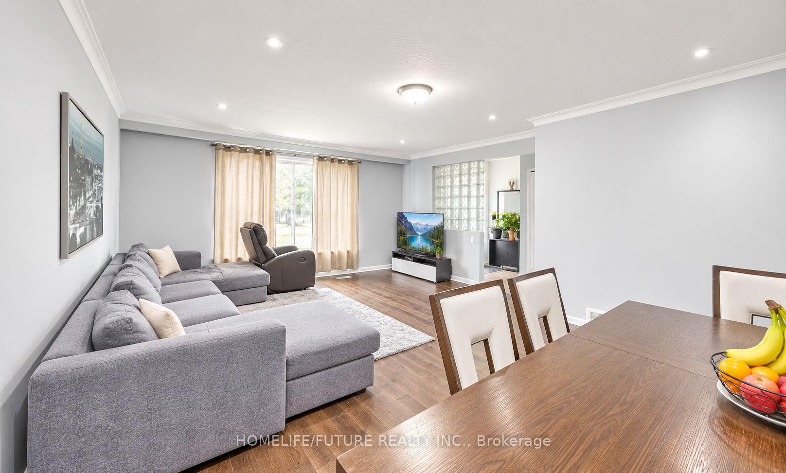 Photo 24 of 65 Blakemanor Boulevard, Scarborough, Woburn — HOMEH