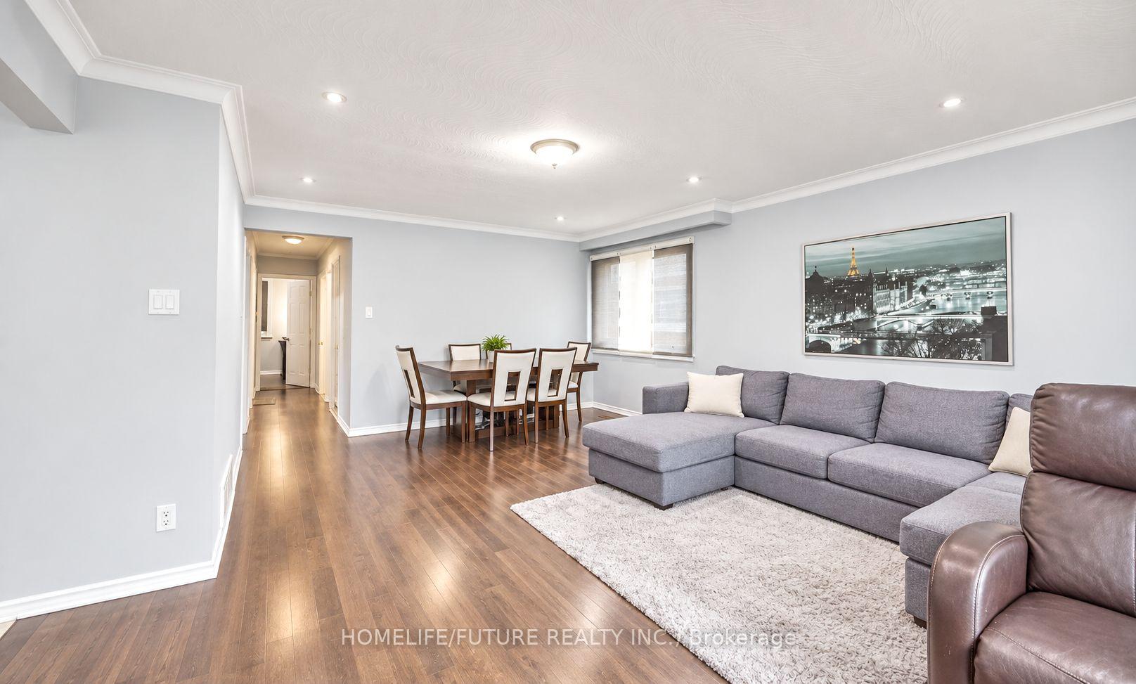 Photo 25 of 65 Blakemanor Boulevard, Scarborough, Woburn — HOMEH