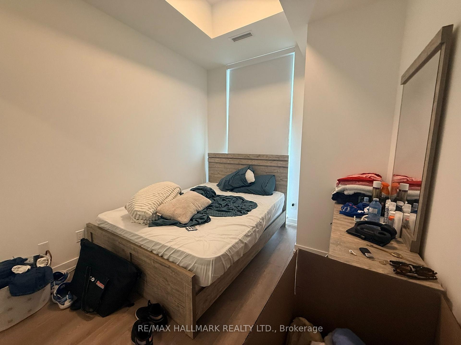Photo 8 of Unit 810, 181 Sheppard Avenue E, North York, Willowdale East — HOMEH