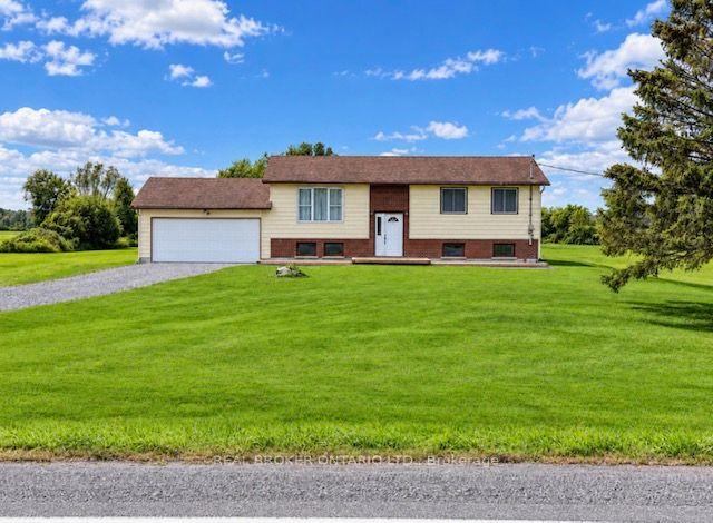 Photo of 7148 Rideau Valley Drive S