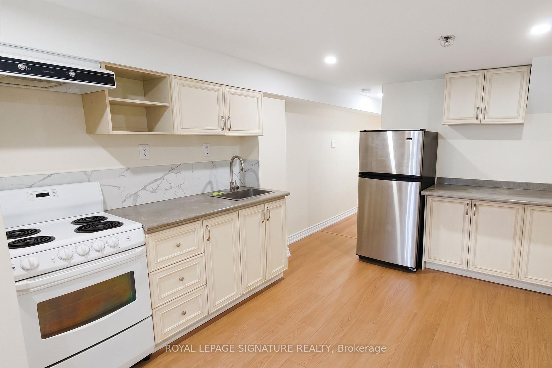 Photo 5 of Unit Lower, 512 Concord Avenue, Toronto, Dovercourt-Wallace Emerson-Junction — HOMEH
