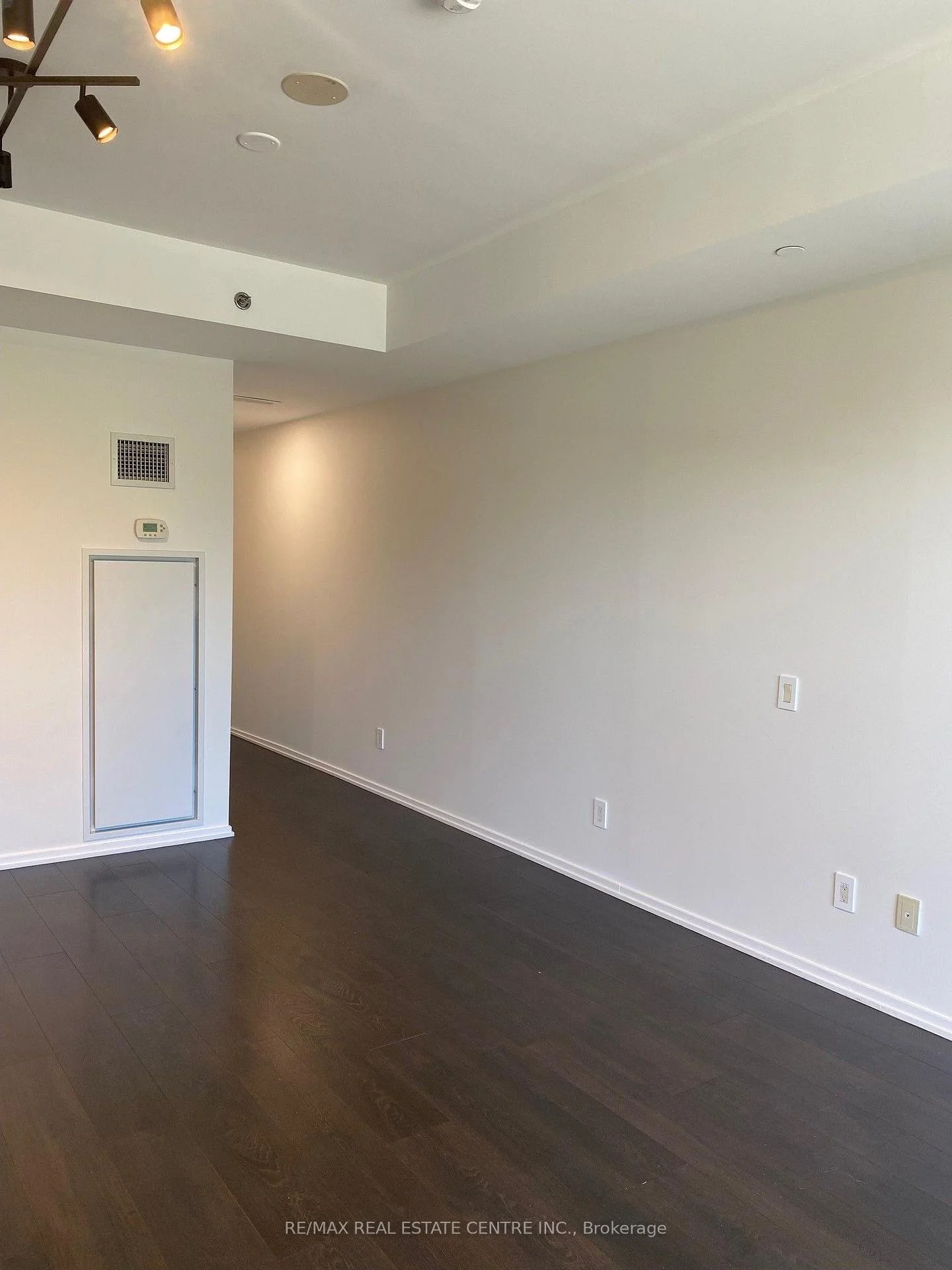 Photo 10 of Unit 308, 783 Bathurst Street, Toronto, University — HOMEH