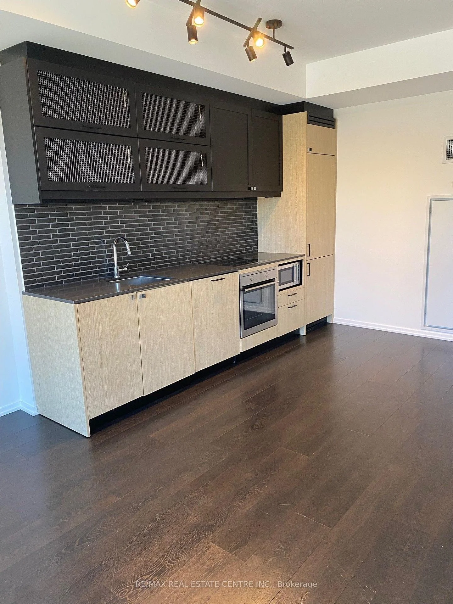 Photo 14 of Unit 308, 783 Bathurst Street, Toronto, University — HOMEH