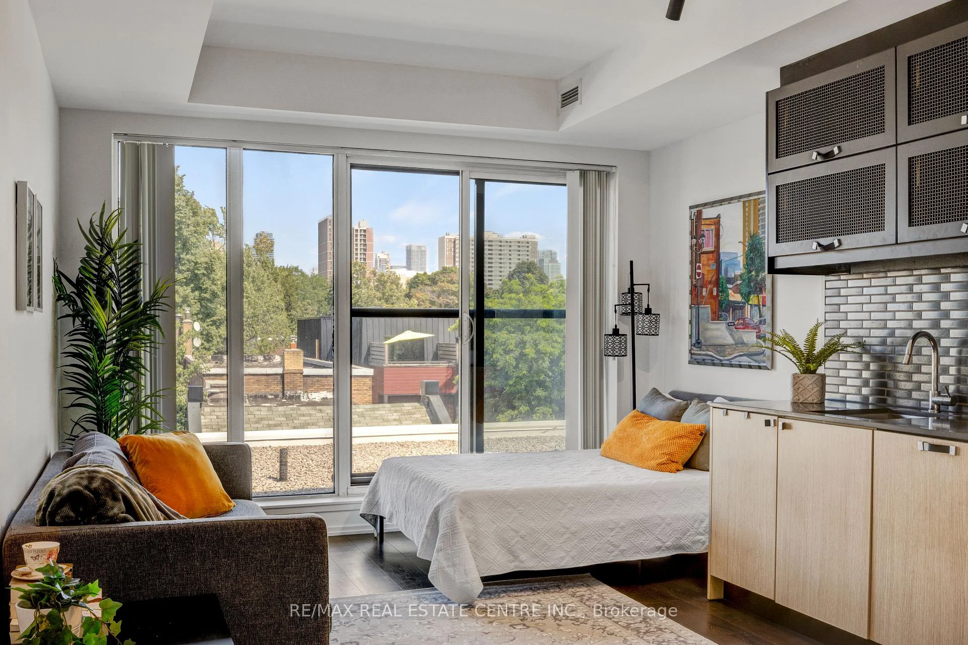 Photo 23 of Unit 308, 783 Bathurst Street, Toronto, University — HOMEH
