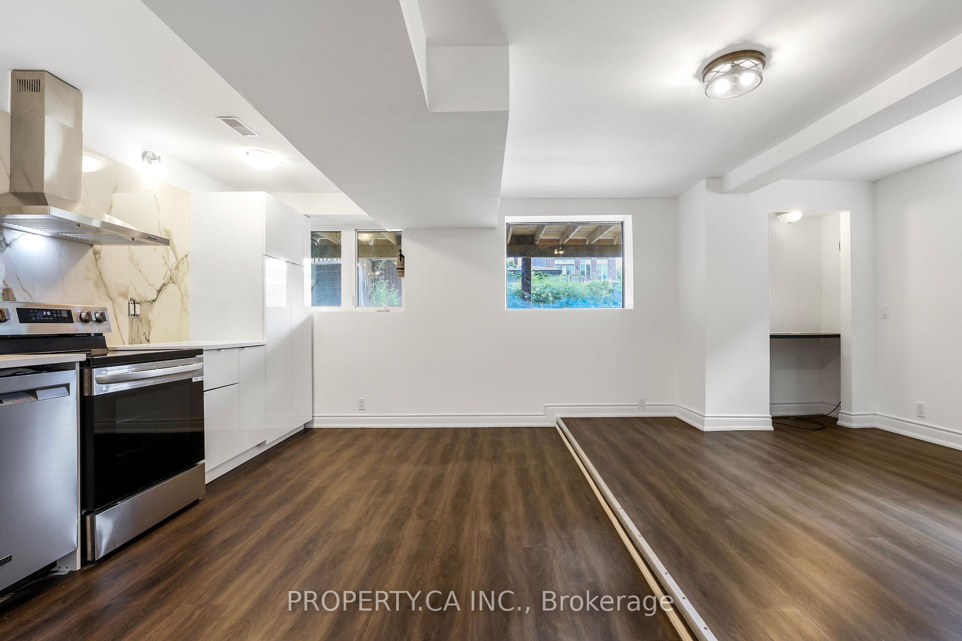 Photo 5 of Unit 2, 121 Melrose Street, Etobicoke, Mimico — HOMEH