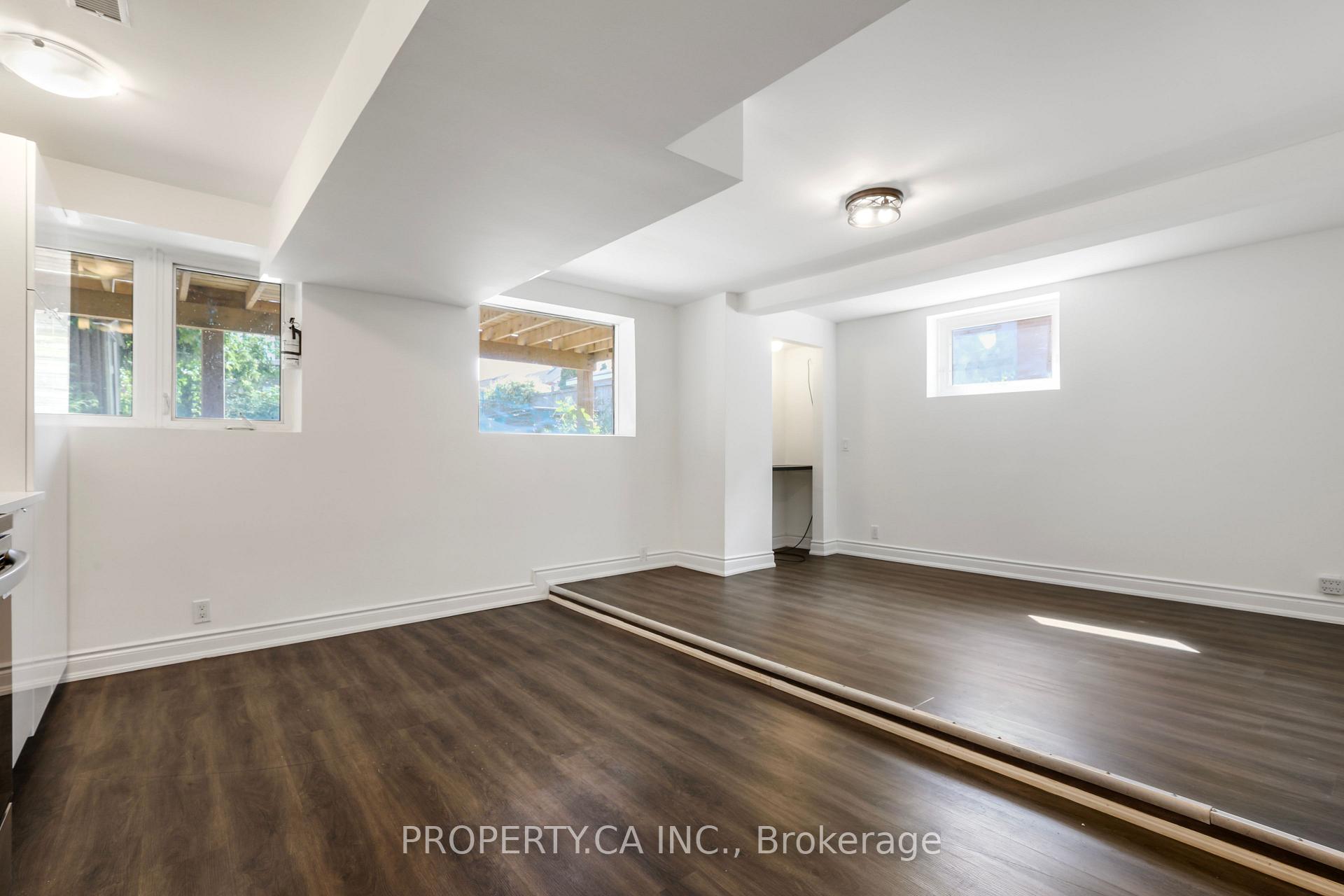Photo 6 of Unit 2, 121 Melrose Street, Etobicoke, Mimico — HOMEH