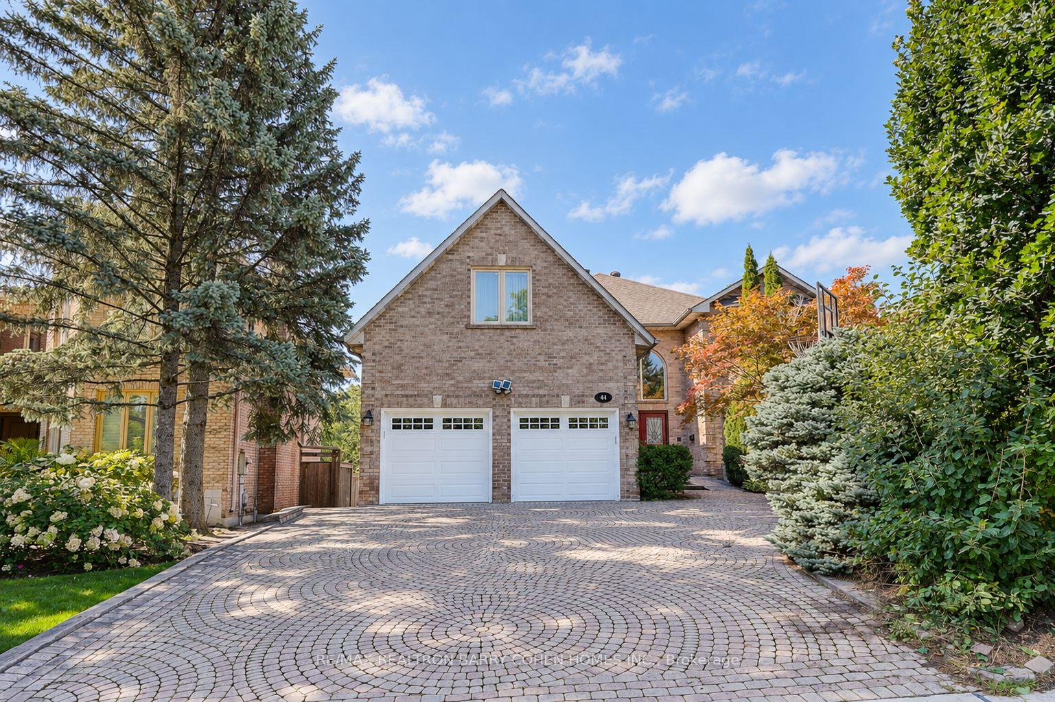 Photo of 44 Prince Edward Boulevard