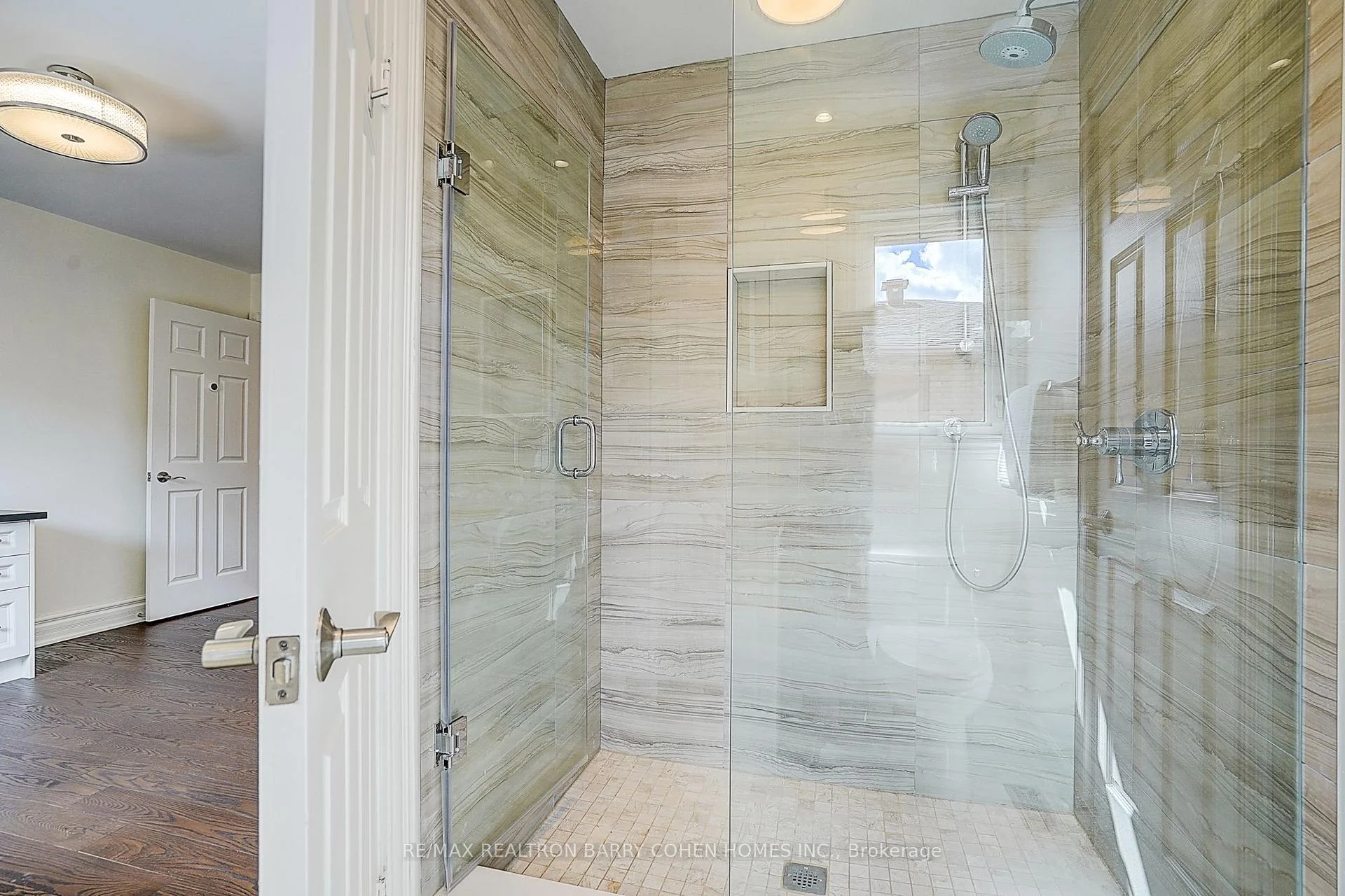 Photo 60 of 44 Prince Edward Boulevard, Markham, Thornlea — HOMEH