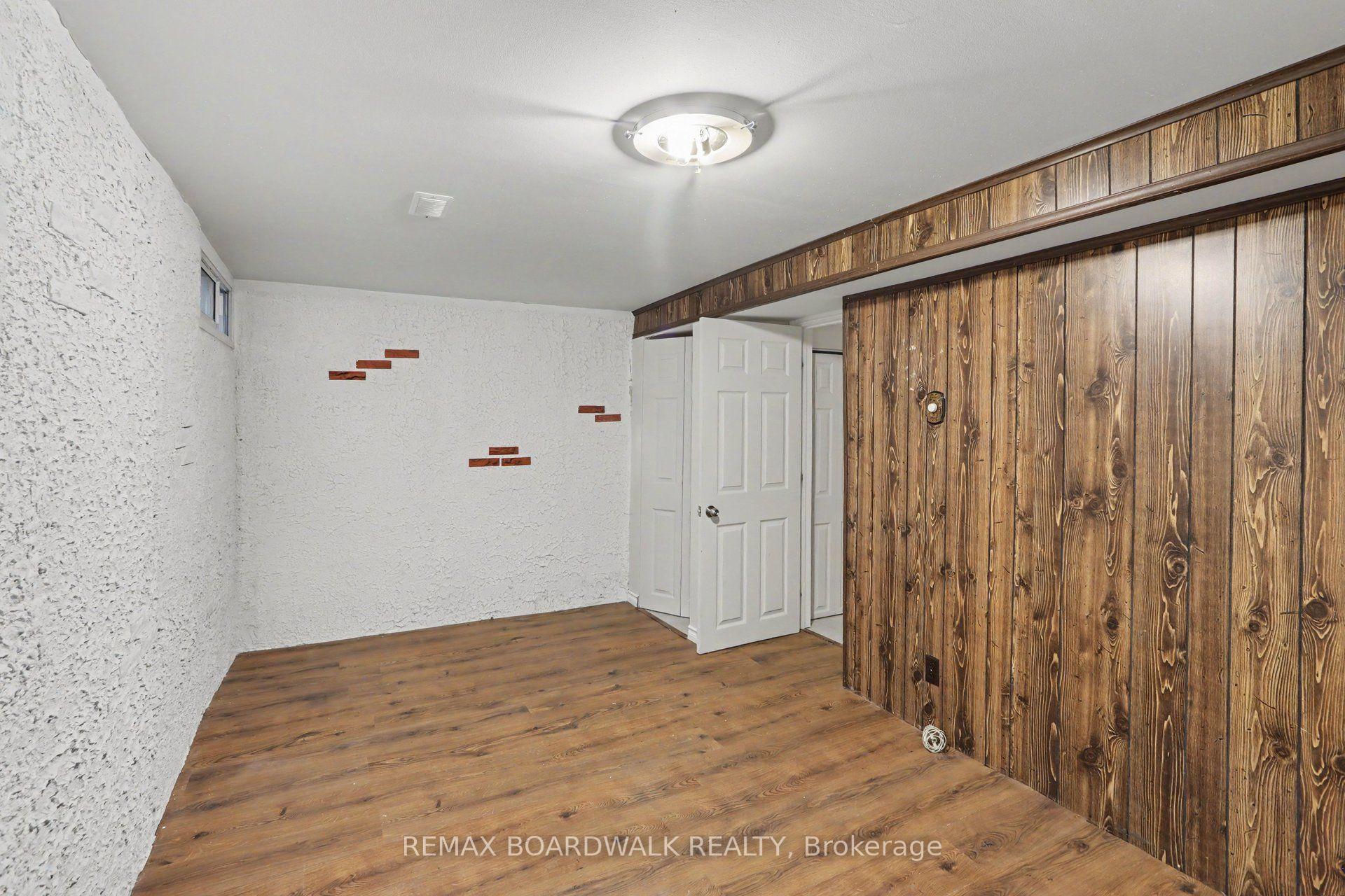 Photo 17 of 912 Elmsmere Road, Ottawa, Beacon Hill South — HOMEH