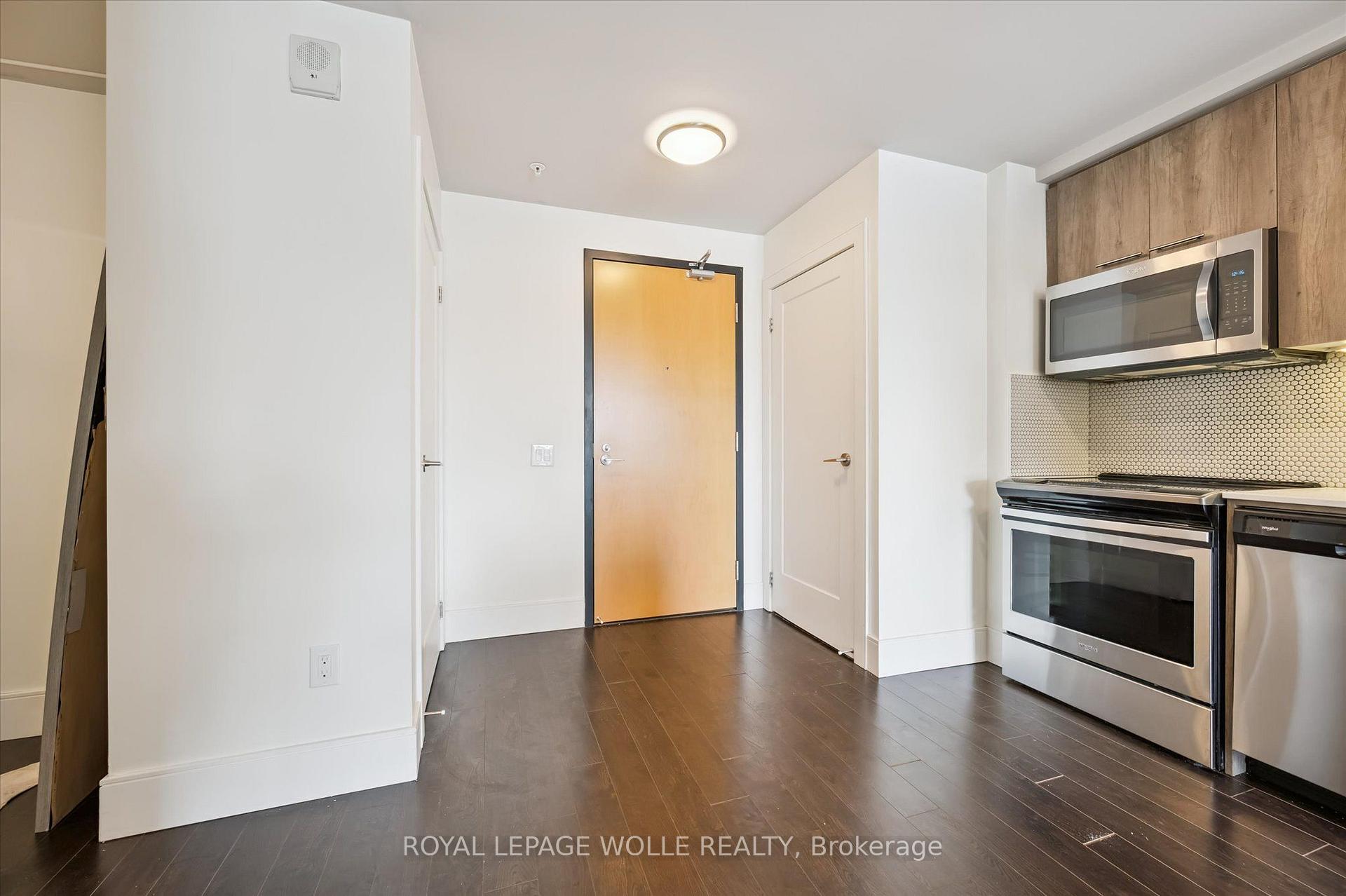 Photo 3 of Unit 309, 15 Prince Albert Boulevard, Kitchener, Mount Hope Huron Park — HOMEH