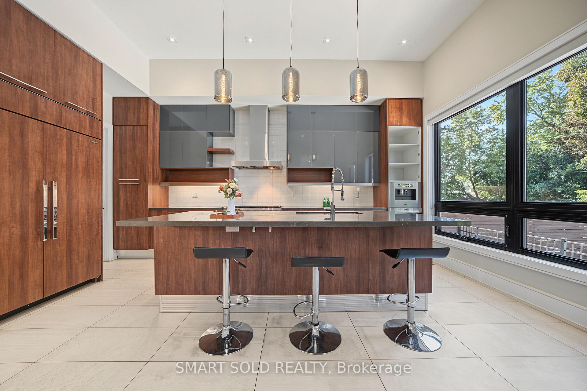 Photo 23 of 588 Conacher Drive, North York, Newtonbrook East — HOMEH