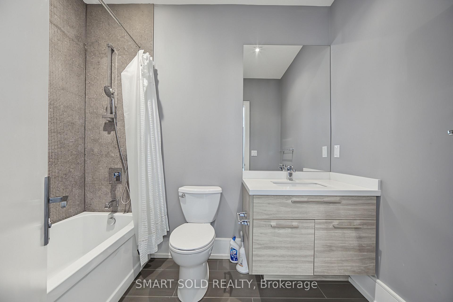 Photo 40 of 588 Conacher Drive, North York, Newtonbrook East — HOMEH