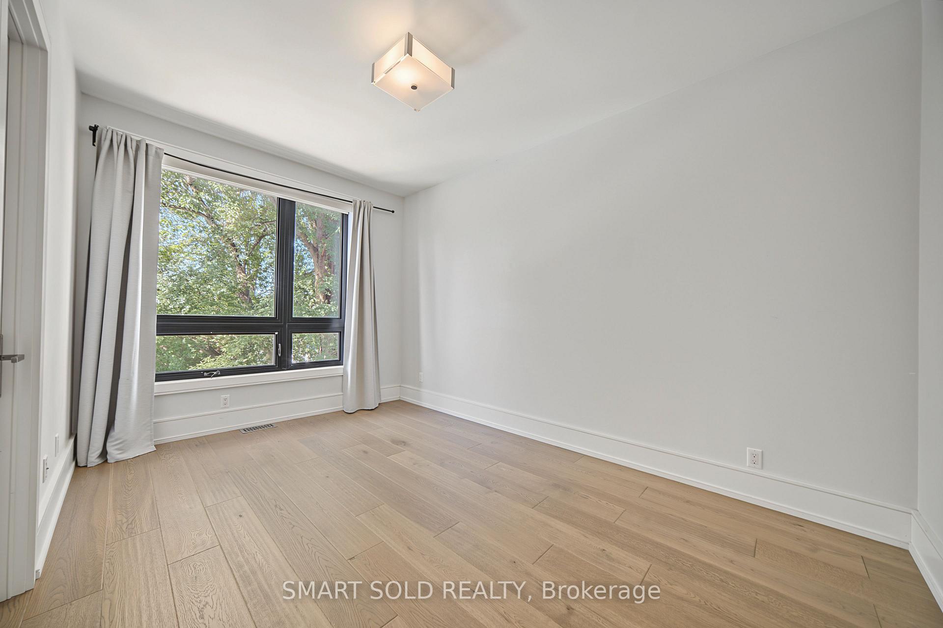 Photo 41 of 588 Conacher Drive, North York, Newtonbrook East — HOMEH