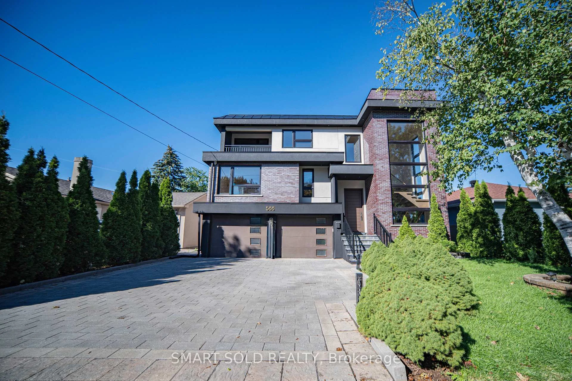 Photo 8 of 588 Conacher Drive, North York, Newtonbrook East — HOMEH