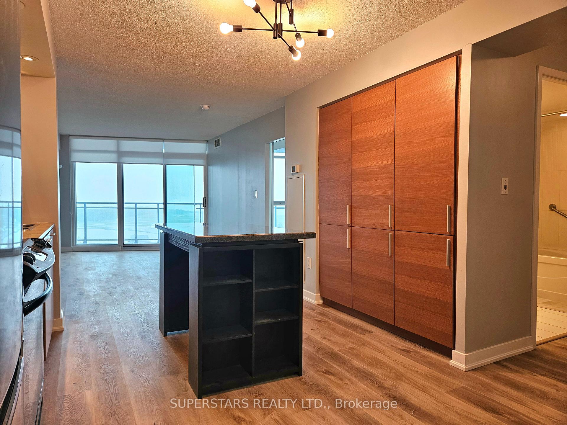 Photo 5 of Unit 2711, 25 Capreol Court, Toronto, Waterfront Communities — HOMEH