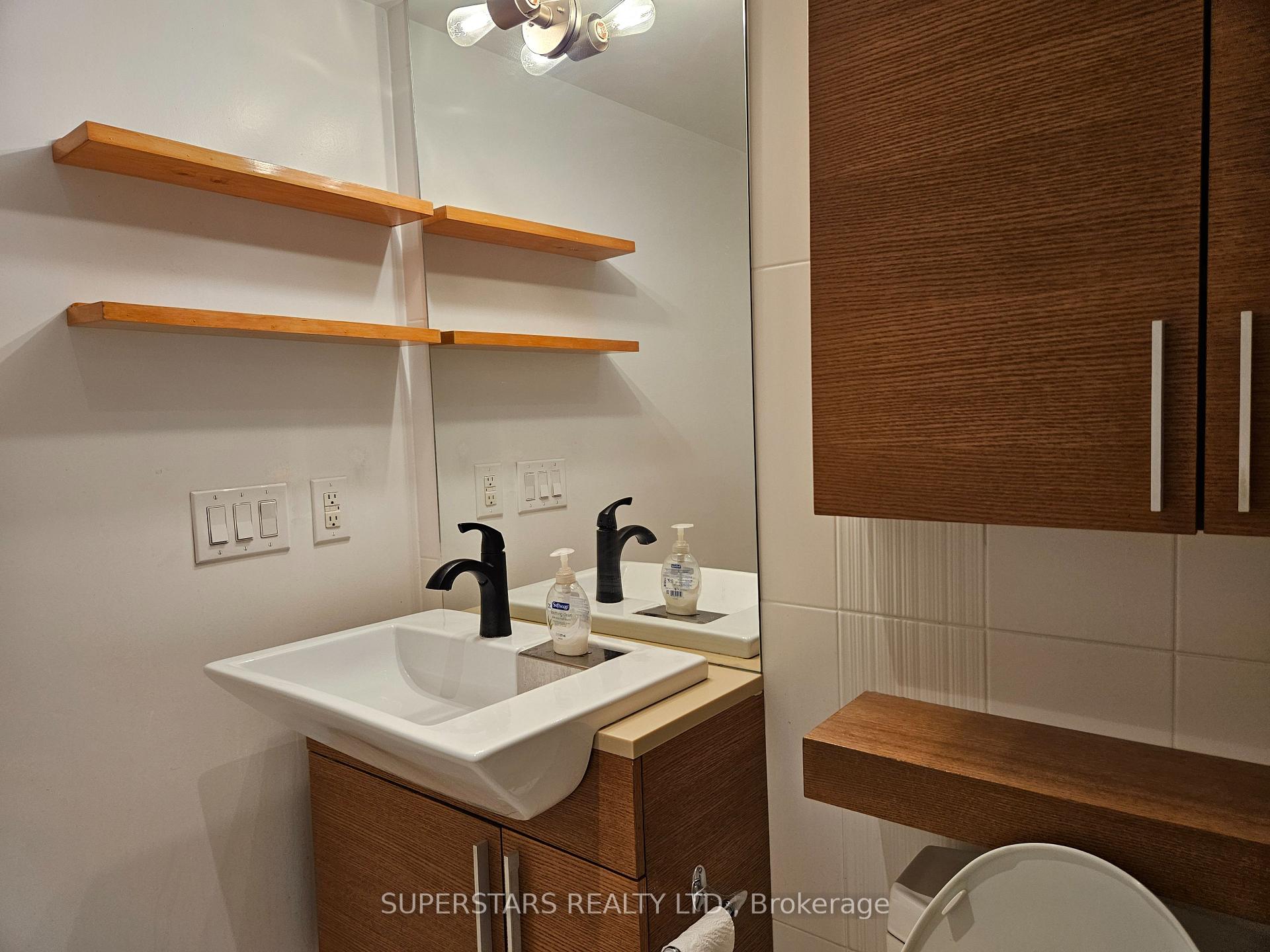Photo 18 of Unit 2711, 25 Capreol Court, Toronto, Waterfront Communities — HOMEH