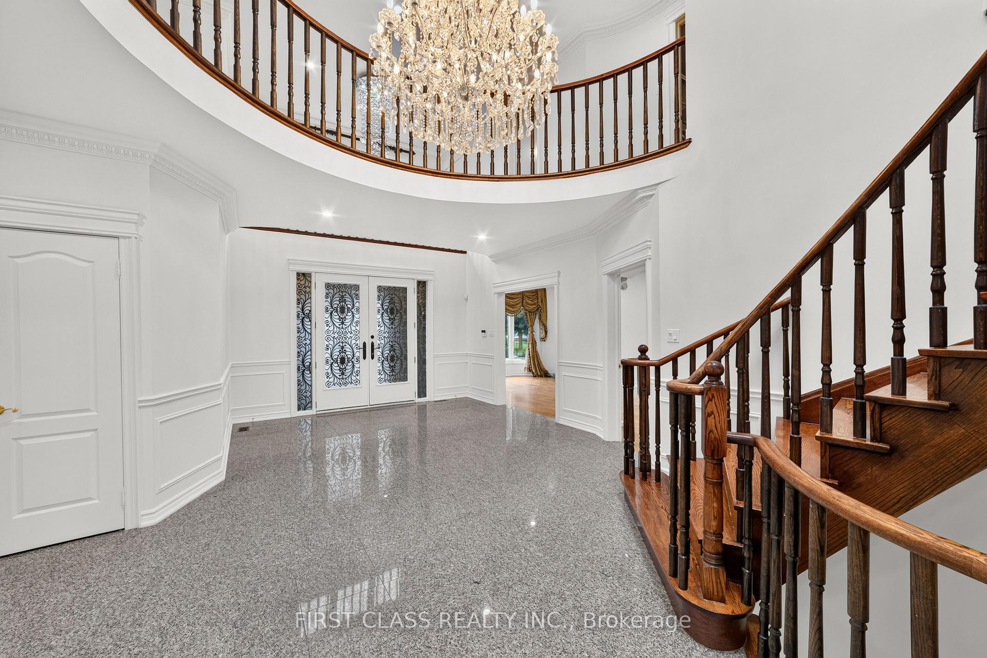 Photo 2 of 67 Black Walnut Crescent, Richmond Hill, Langstaff — HOMEH