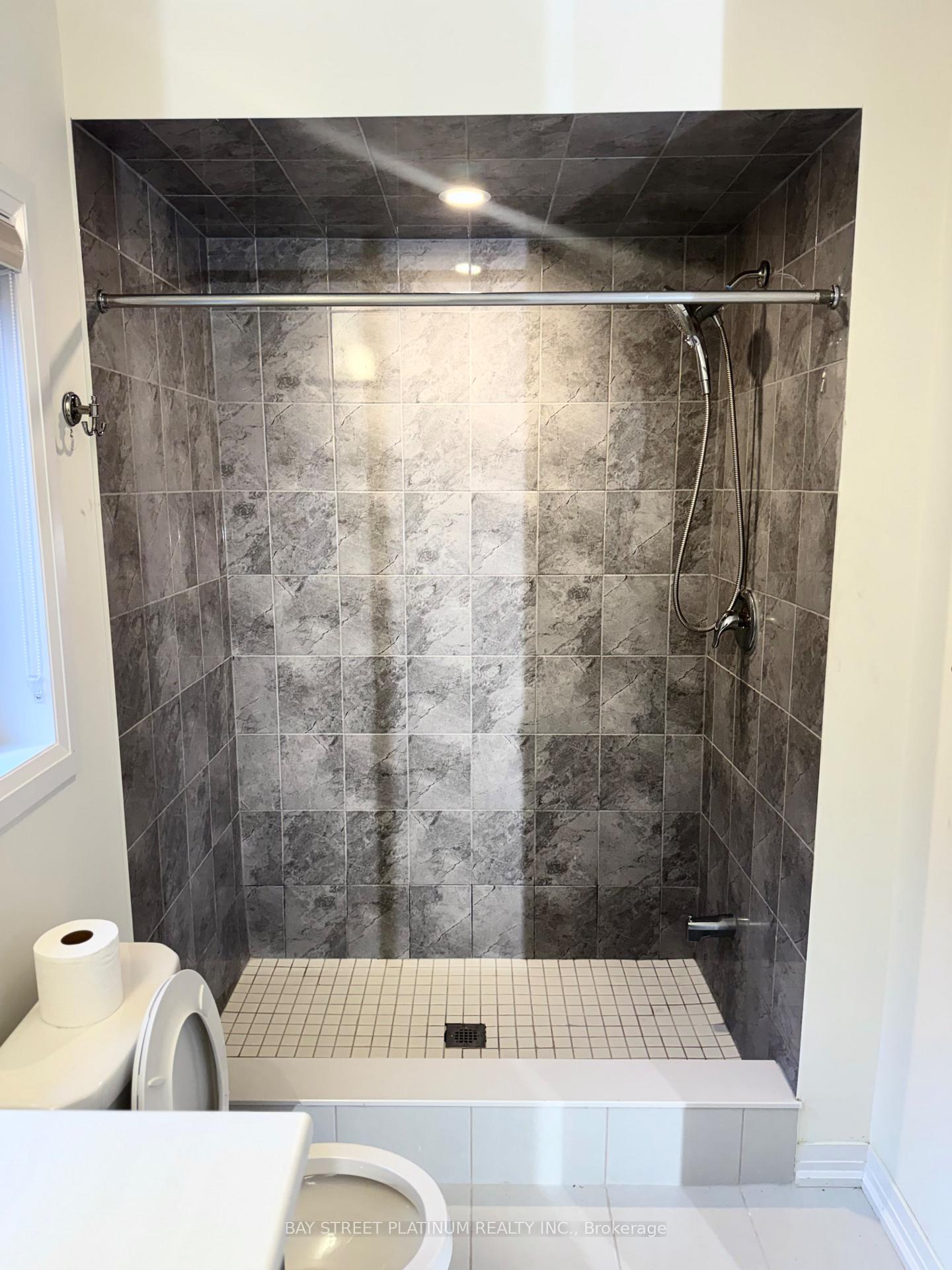 Photo 19 of 275 Velvet Way, Thorold, Rolling Meadows — HOMEH