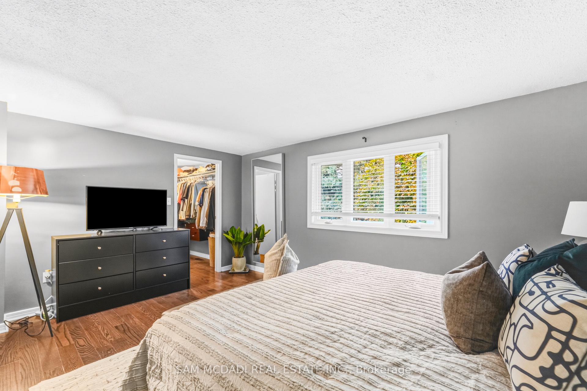 Photo 22 of 6954 Cadiz Crescent, Mississauga, Meadowvale — HOMEH