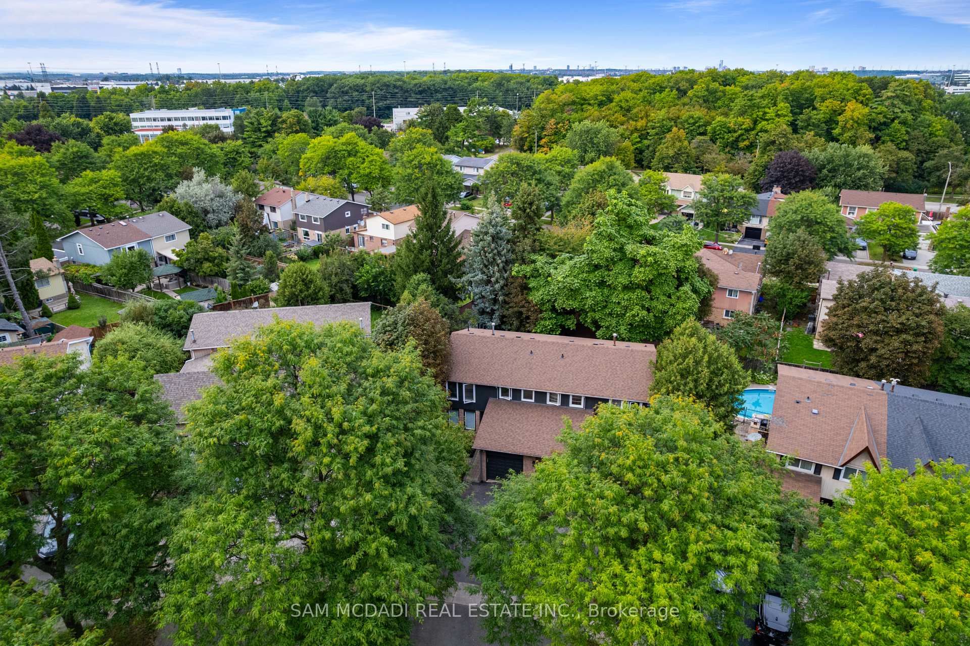 Photo 41 of 6954 Cadiz Crescent, Mississauga, Meadowvale — HOMEH