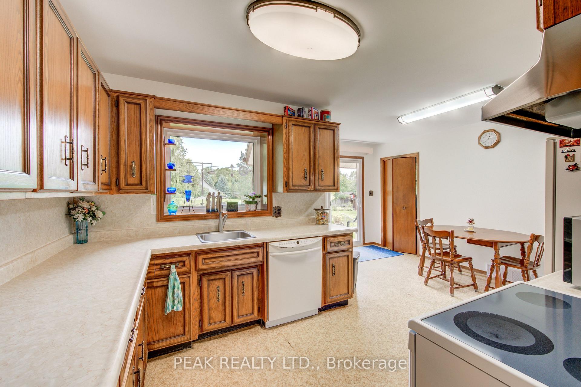 Photo 15 of 5465 King Street, Perth East, North Easthope — HOMEH