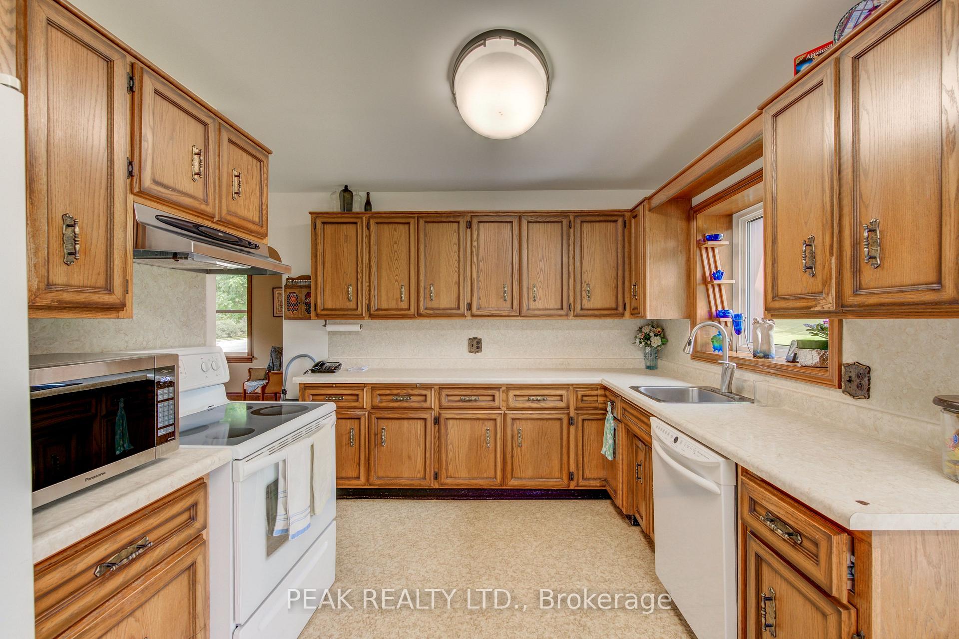Photo 17 of 5465 King Street, Perth East, North Easthope — HOMEH