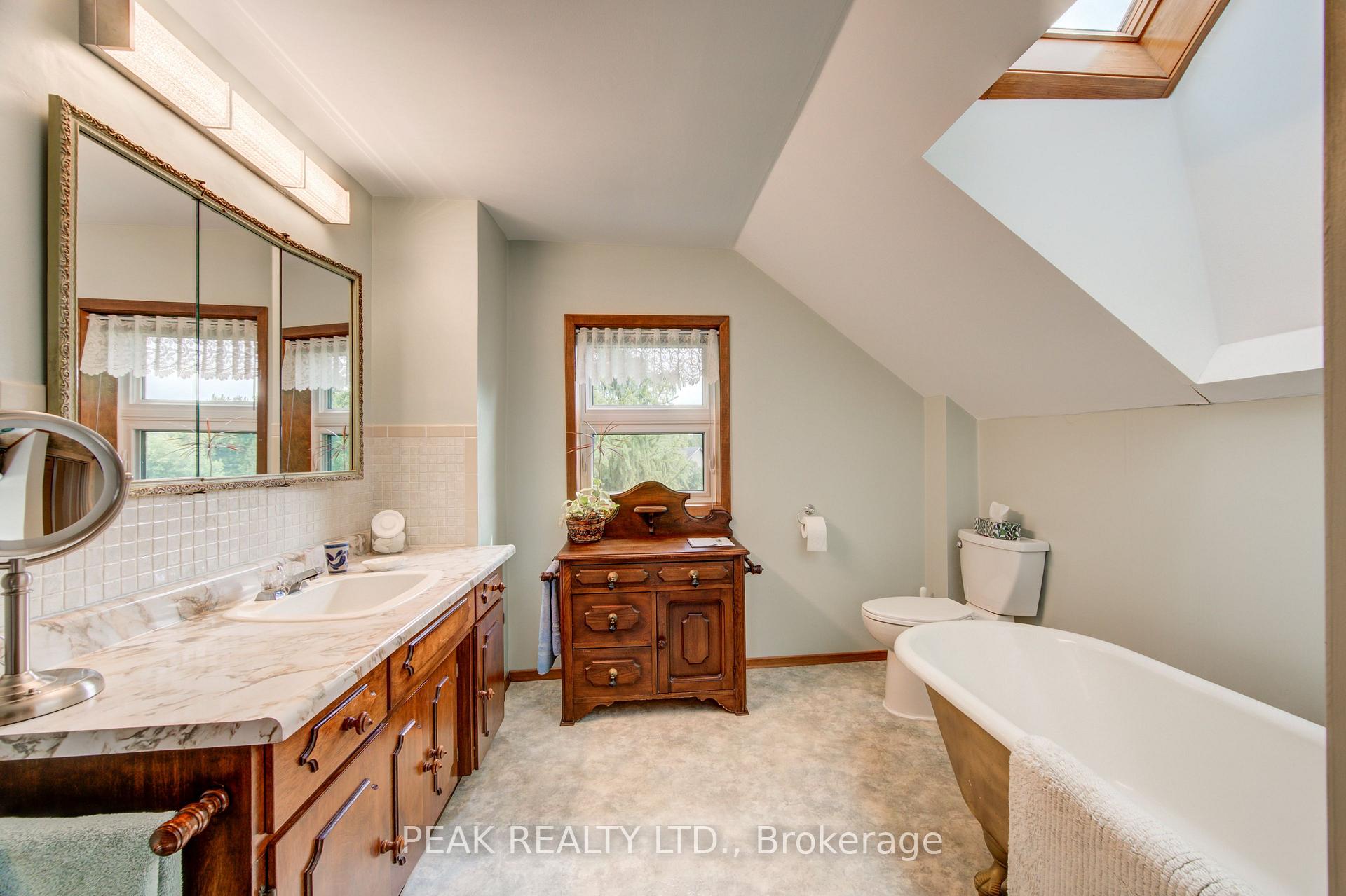Photo 32 of 5465 King Street, Perth East, North Easthope — HOMEH